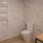 Apartment Halo Dos