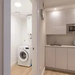 Halo Dos Apartment *