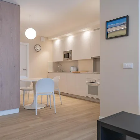 Apartamento Halo Dos *